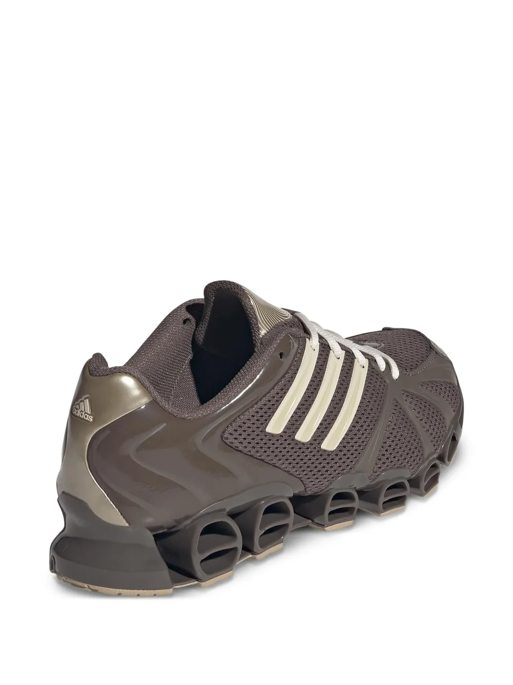 adidas Mega Ghostride gestreepte sneakers Bruin