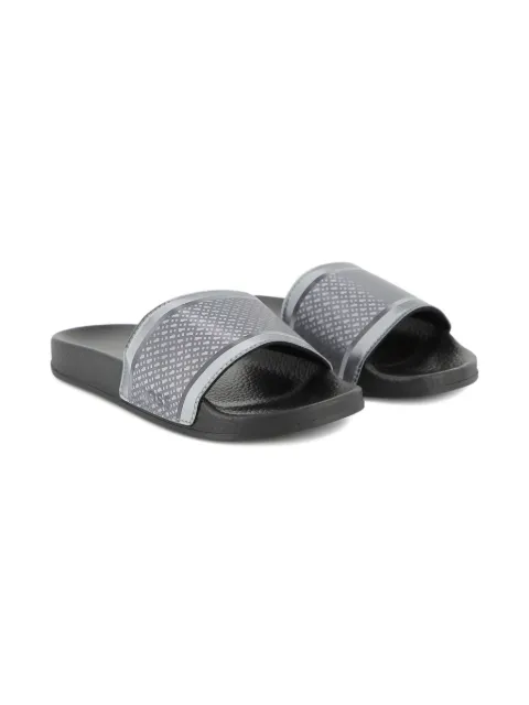 BOSS Kidswear flip flops con motivo