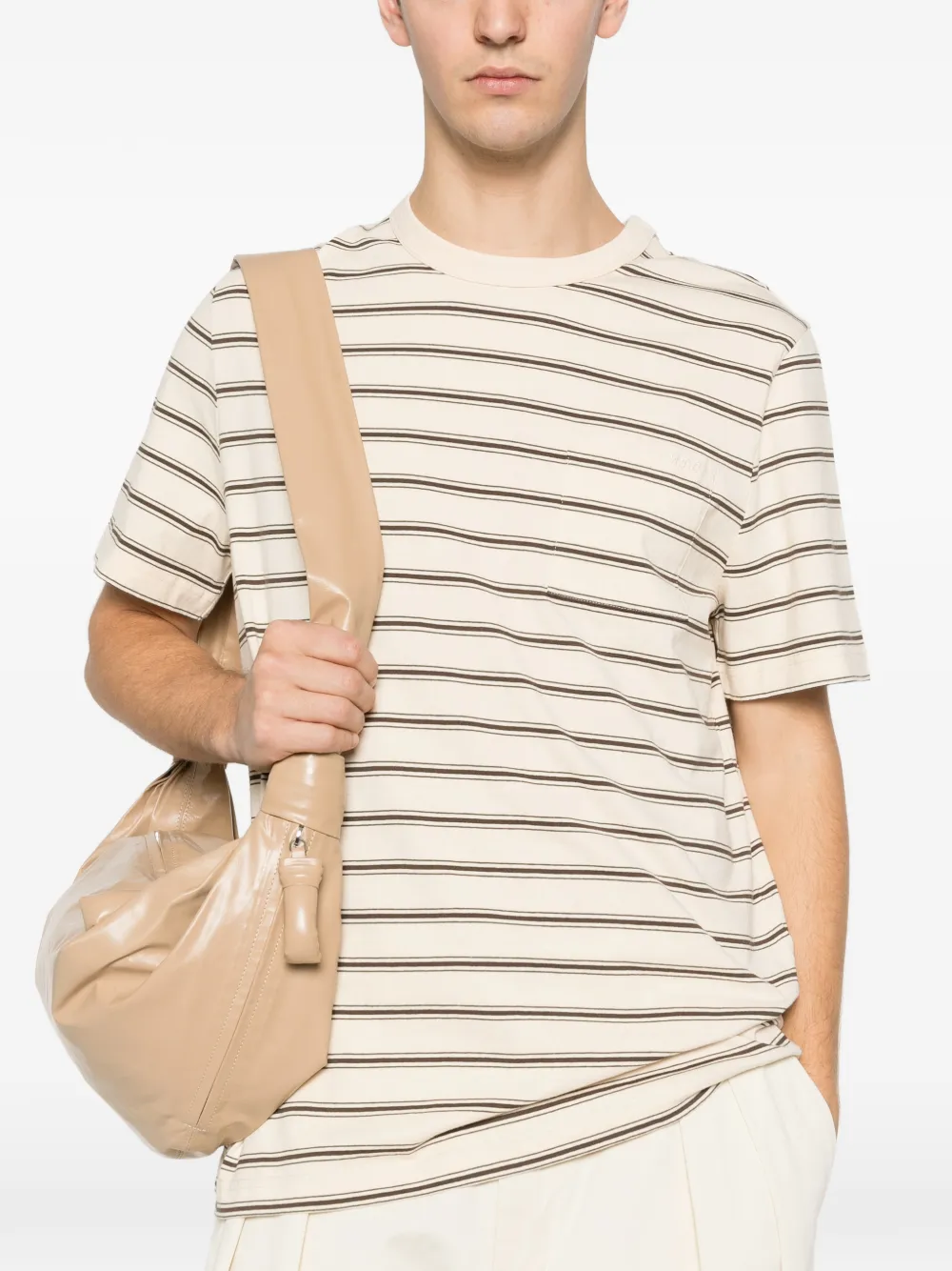 A.P.C. T-shirt met borstzak Beige