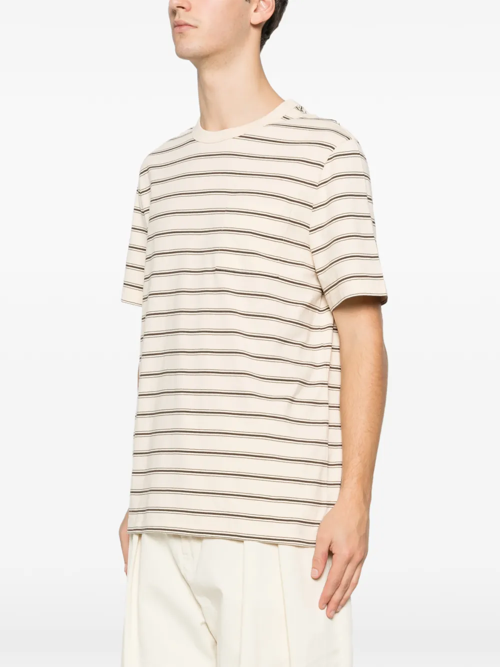 A.P.C. T-shirt met borstzak Beige
