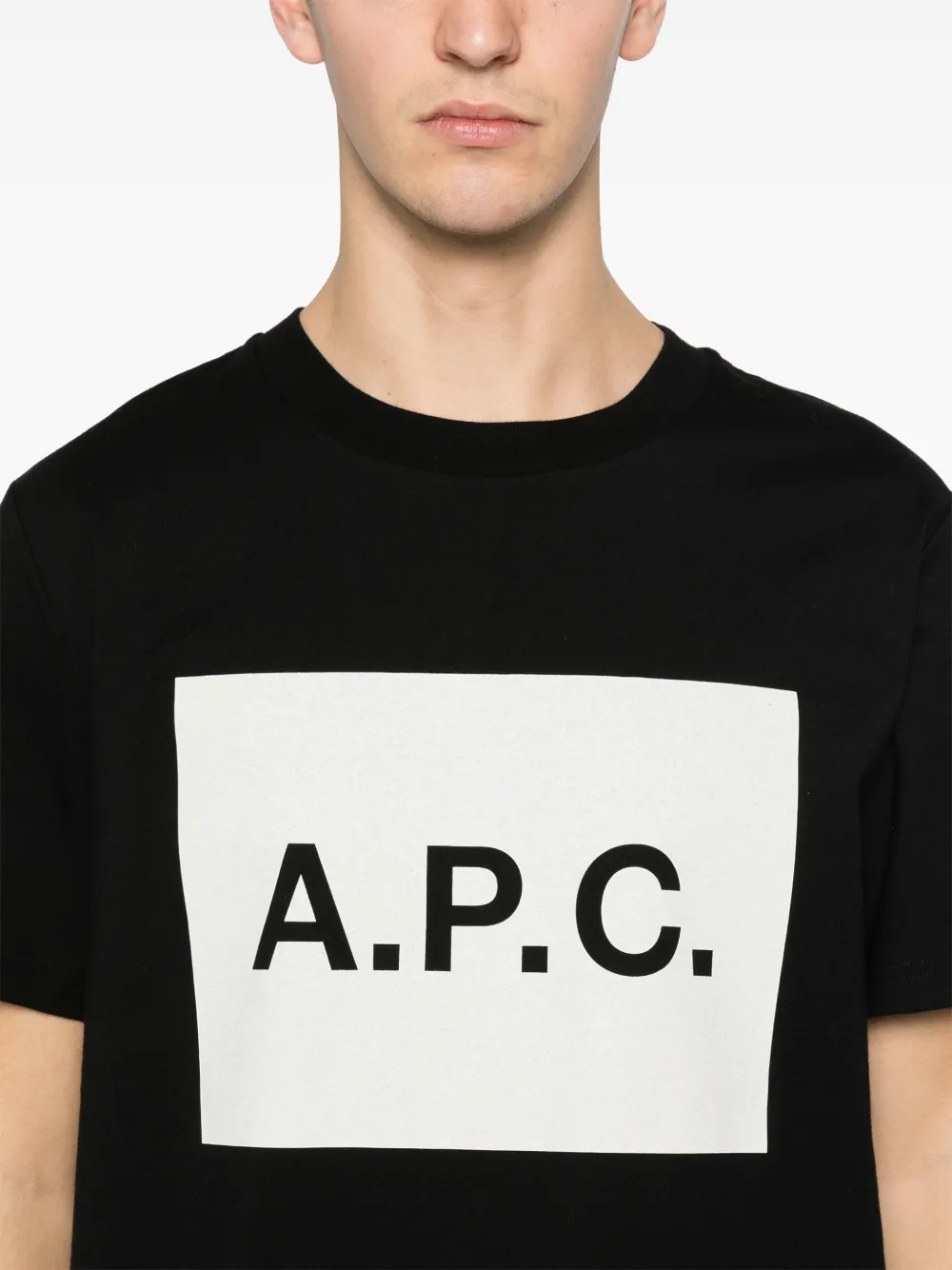 A.P.C. T-shirt met logodetail Zwart