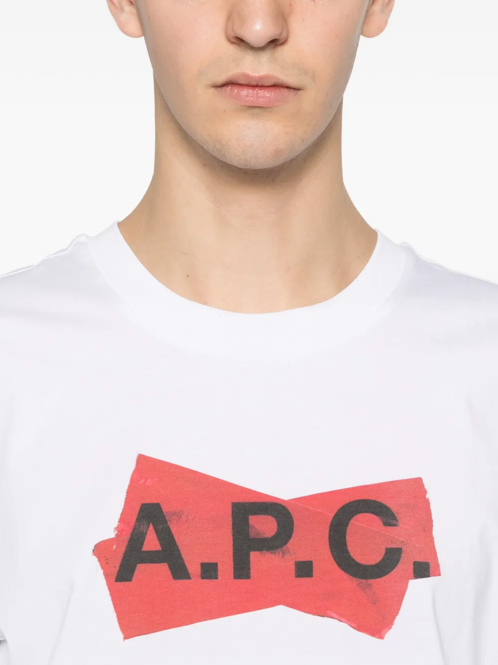 A.P.C. T-shirt met logodetail Wit