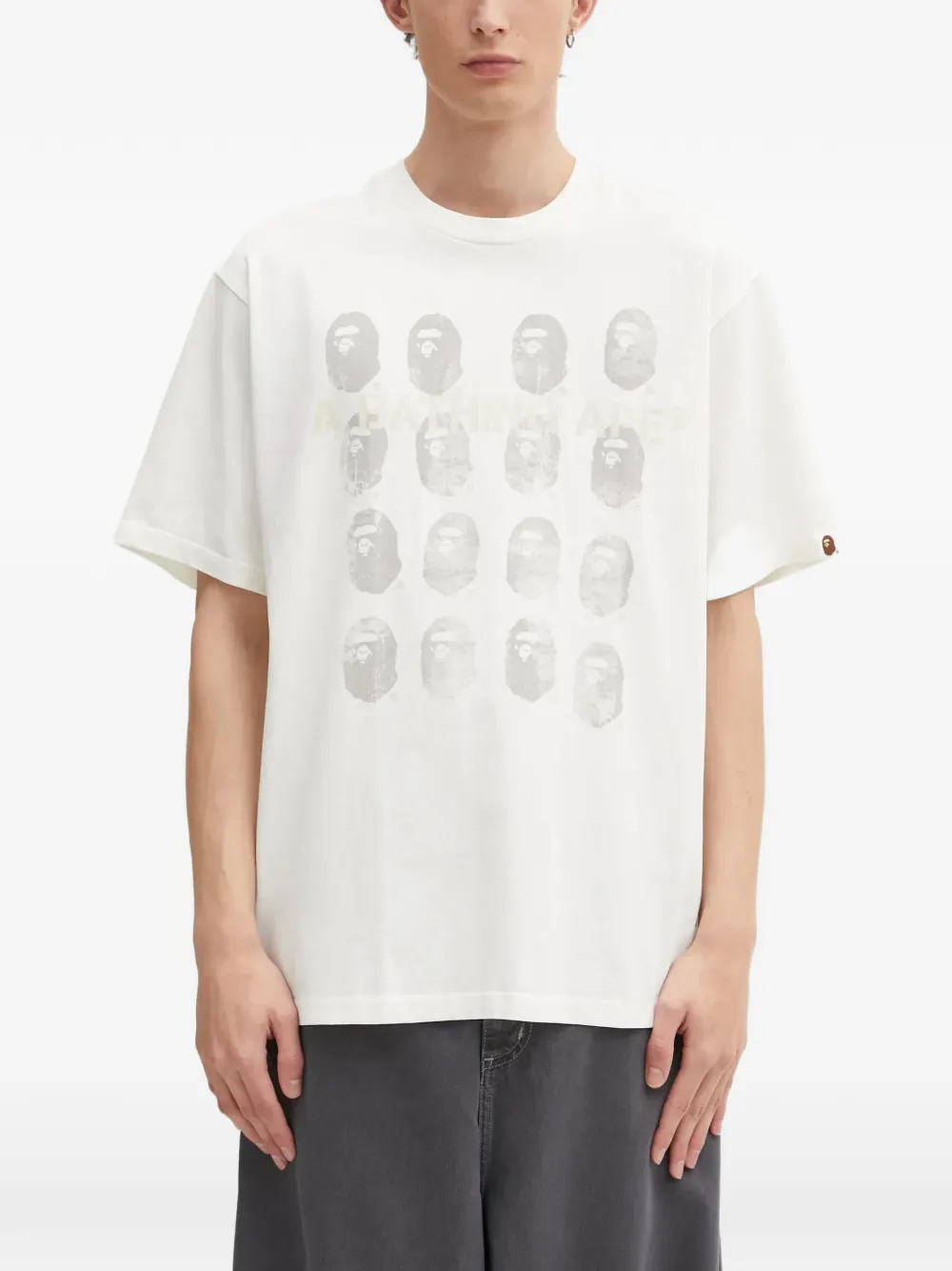 A BATHING APE® Garment Dye logo-print T-shirt – Neutrals