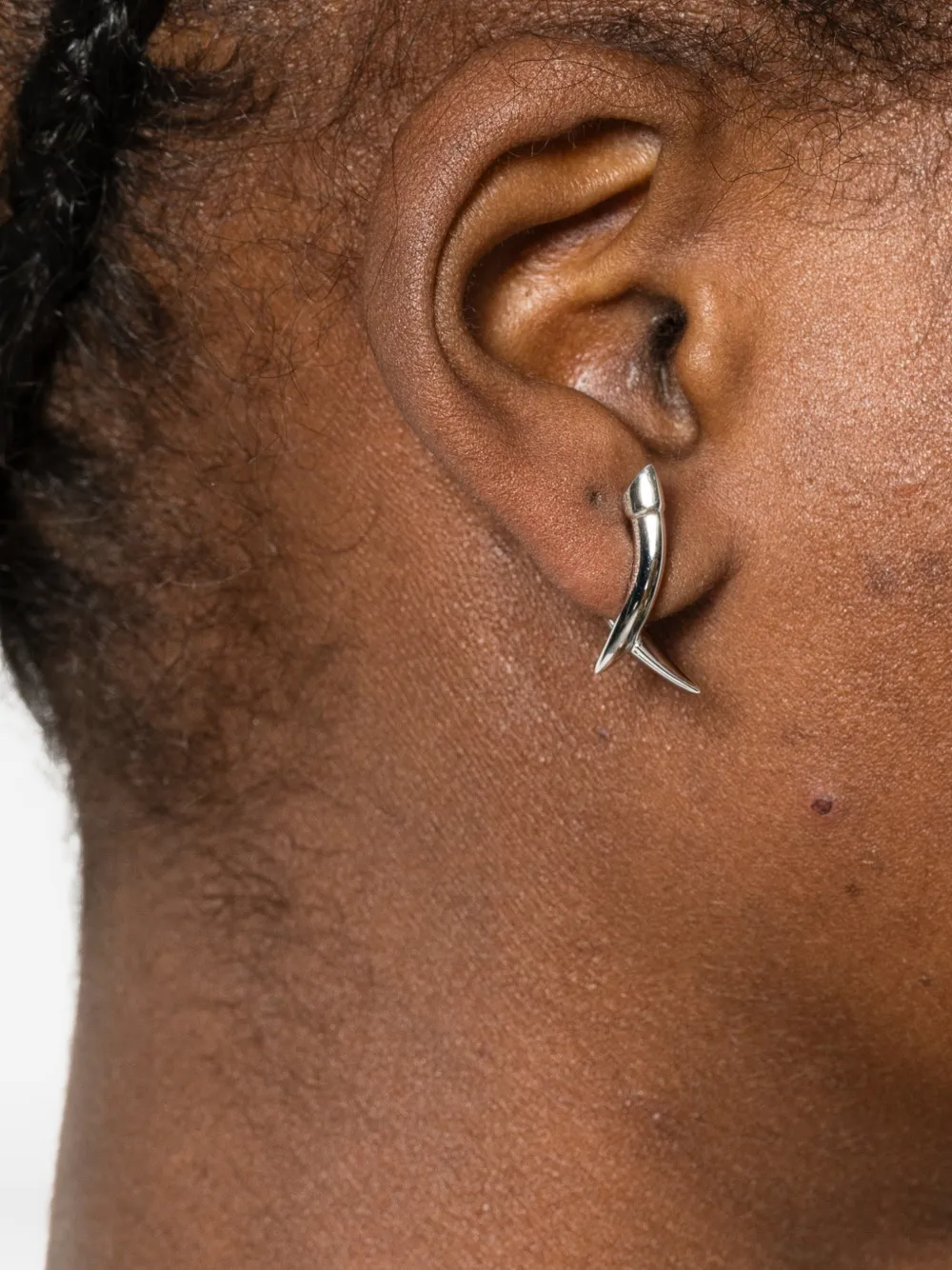 Shaun Leane Sabre crossover earring | Men | Image 2