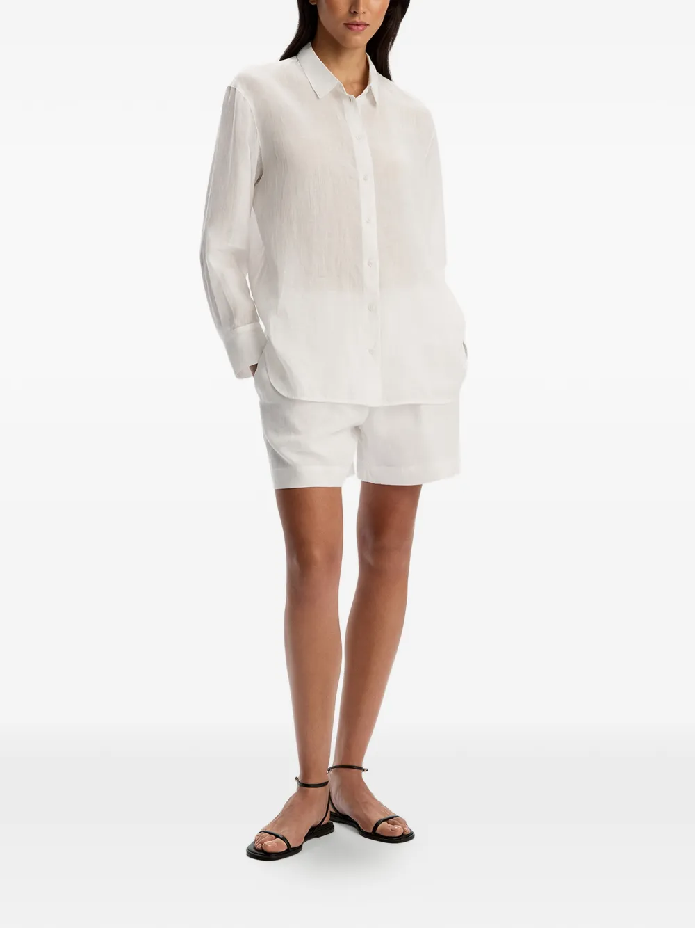 12 STOREEZ Ramie blouse met knopen Wit