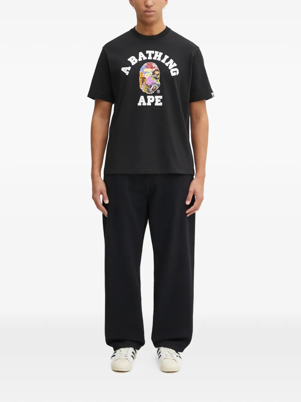 A BATHING APE logo-print T-shirt - Zwart