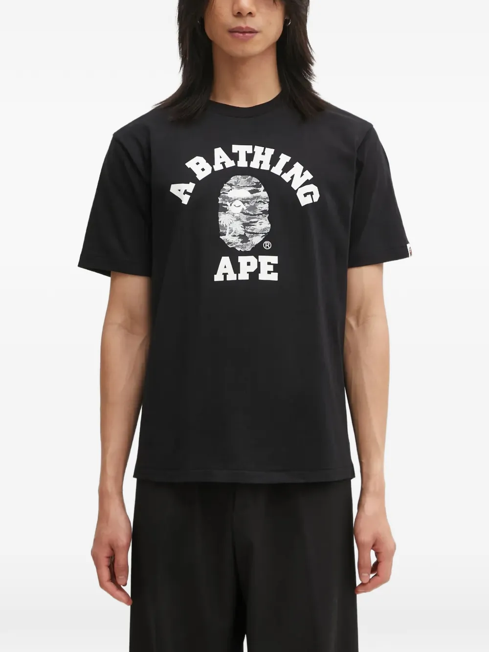 A BATHING APE® graphic-print T-shirt - Nero