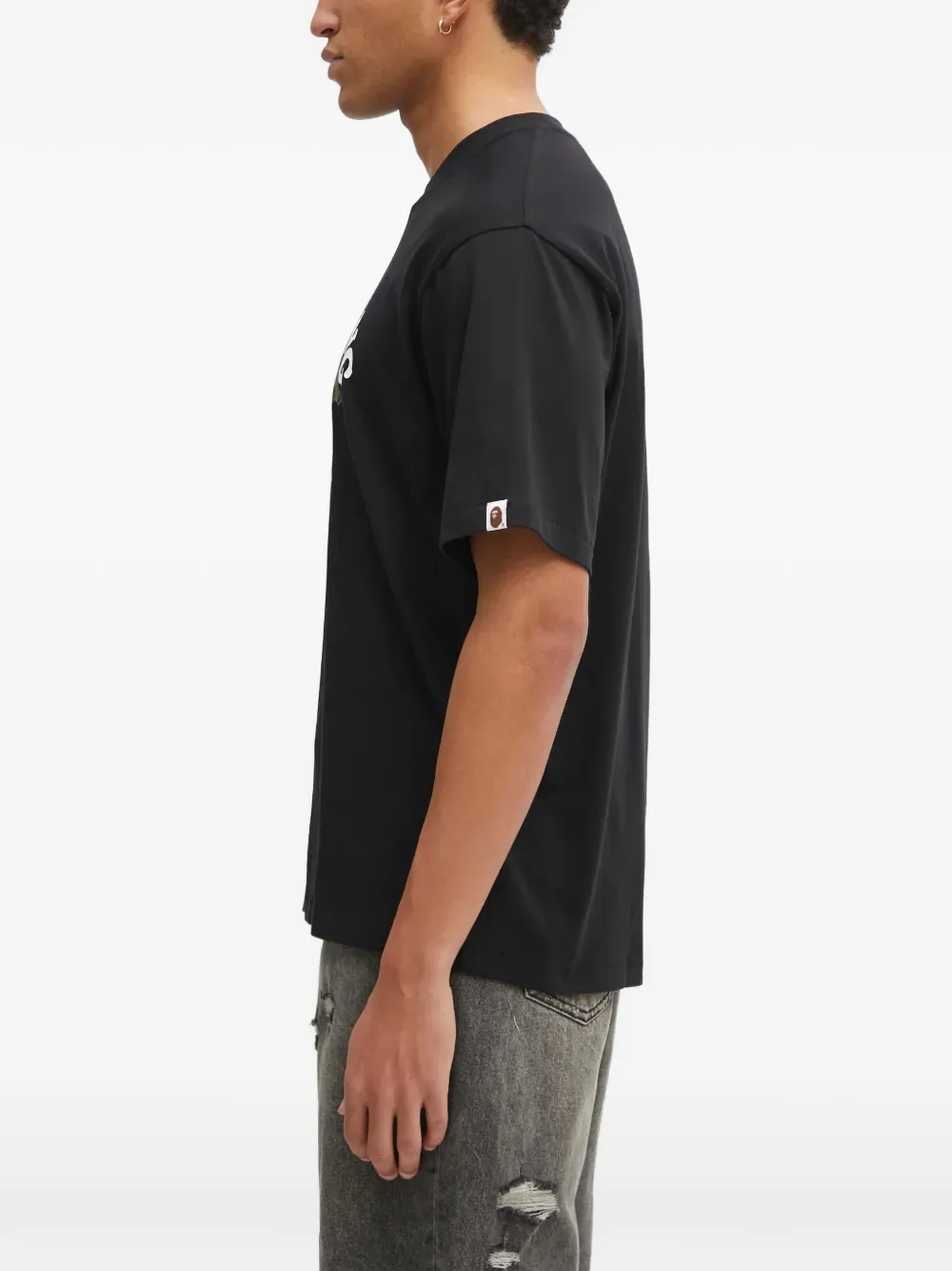 A BATHING APE Milo College graphic-print T-shirt - Zwart