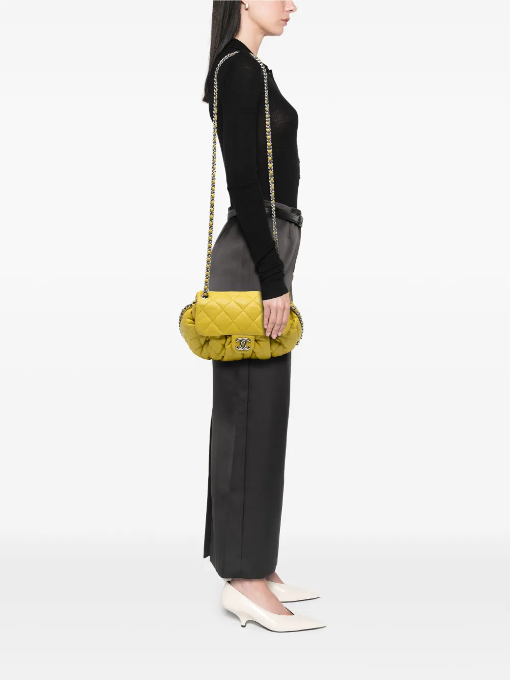 CHANEL Pre-Owned 2011 CC Quilted Lambskin Chain Around Flap crossbody bag | Pre-Owned | Image 2