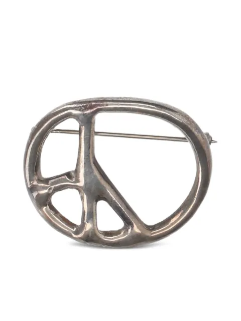 Needles peace brooch