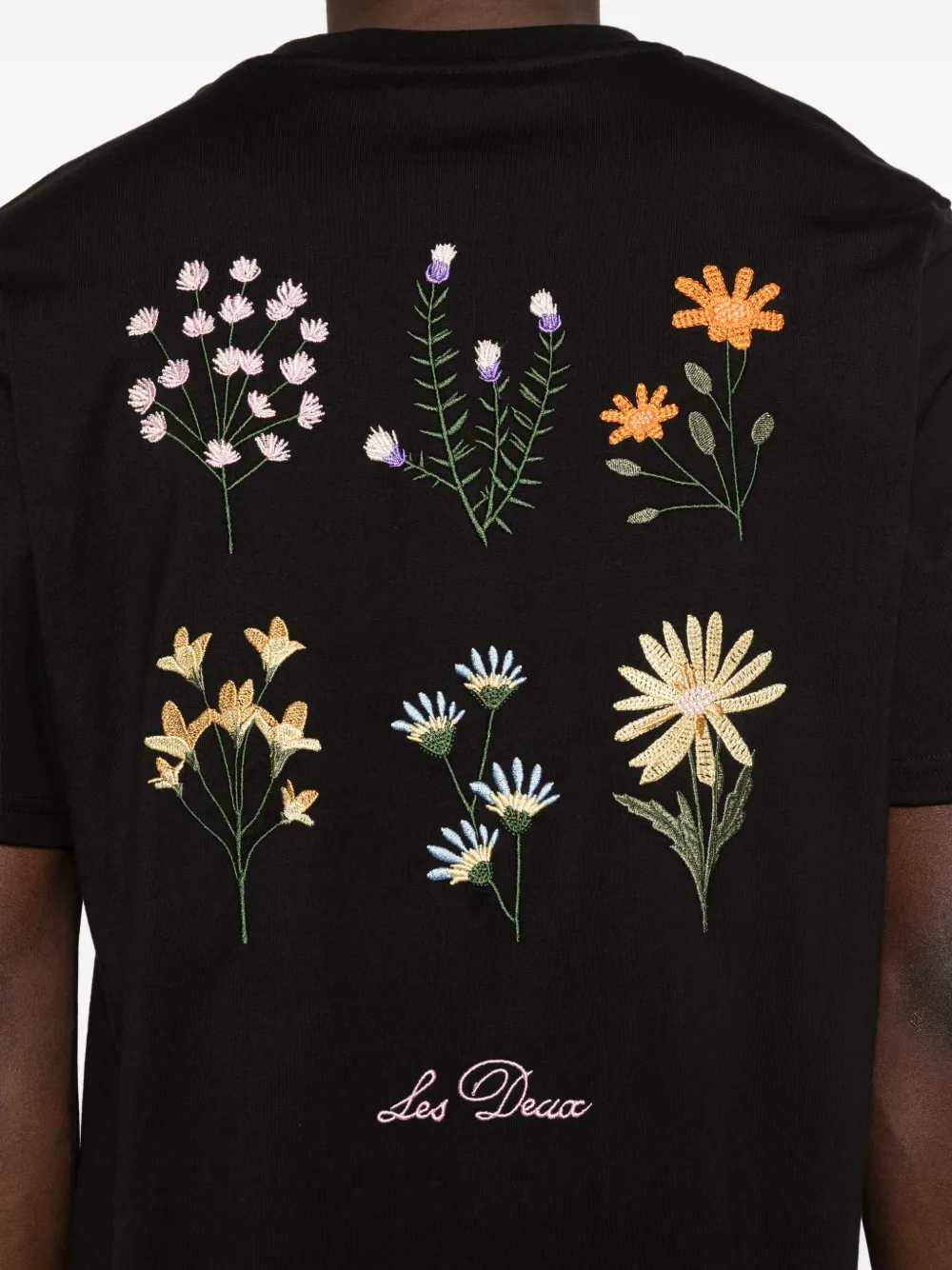 Les Deux T-shirt met geborduurde bloemen Zwart