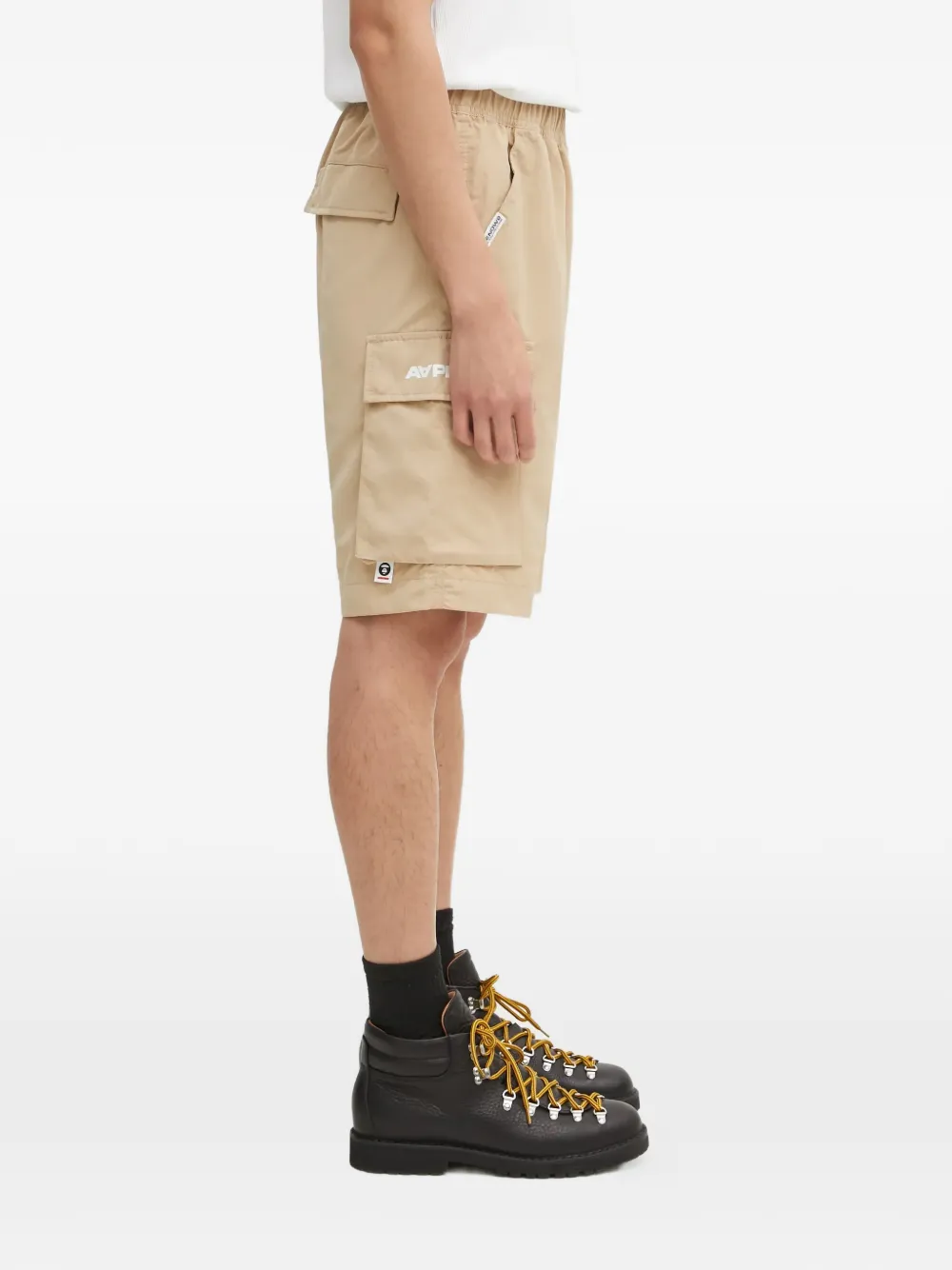 Cargo-Pocket Elasticated-Waistband Shorts