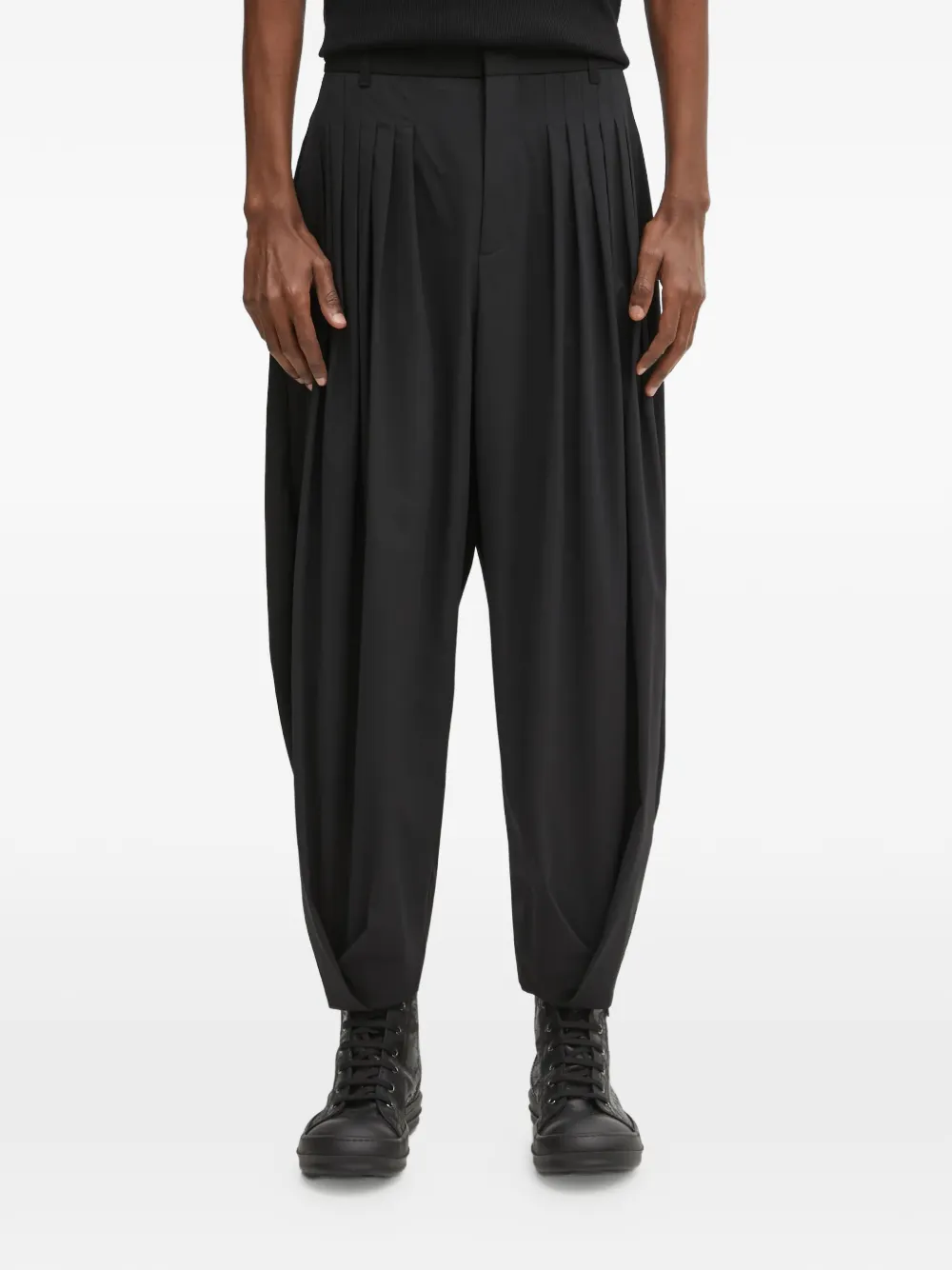 Ader Error Pleated Trousers In Black
