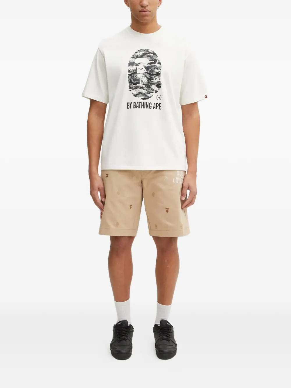 AAPE BY *A BATHING APE® logo graphic shorts | Tailored Shorts | Image 2