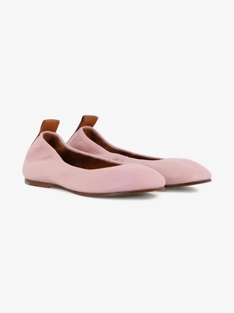 Lanvin Enfant باليرينا بنعل مسطح وبزينة شعار الماركة