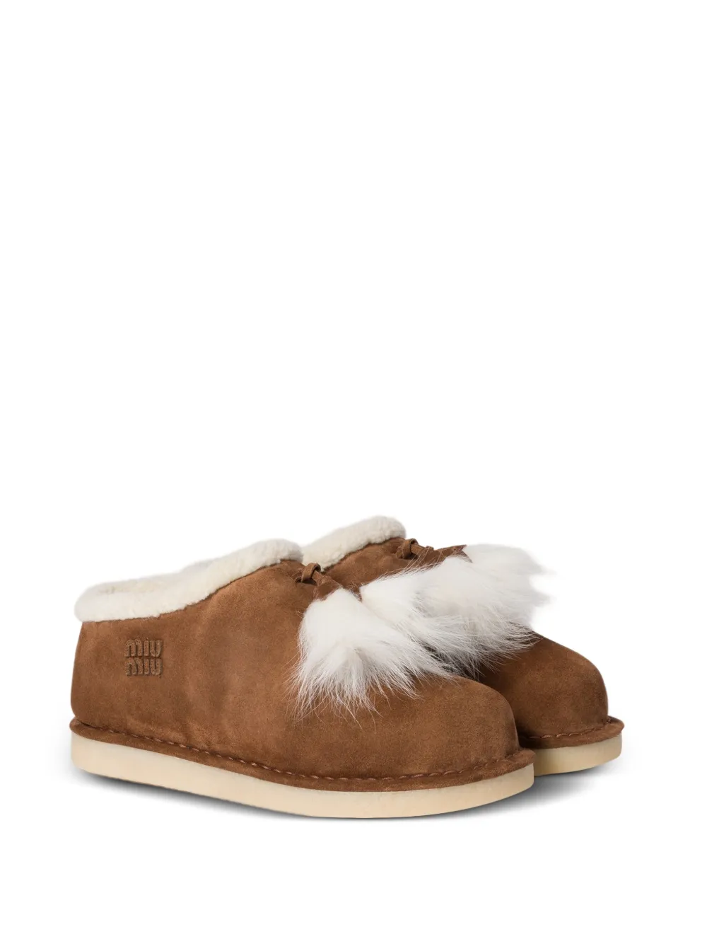 Miu Miu Slip-on de camurça com logo | Image 2