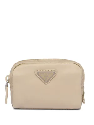 Prada サフィアーノレザー パスポートケース | ピンク | FARFETCH JP