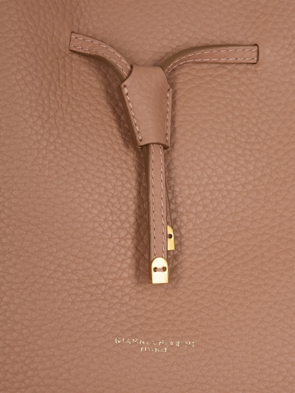 GIANNI CHIARINI Sienna schoudertas met trekkoord Beige