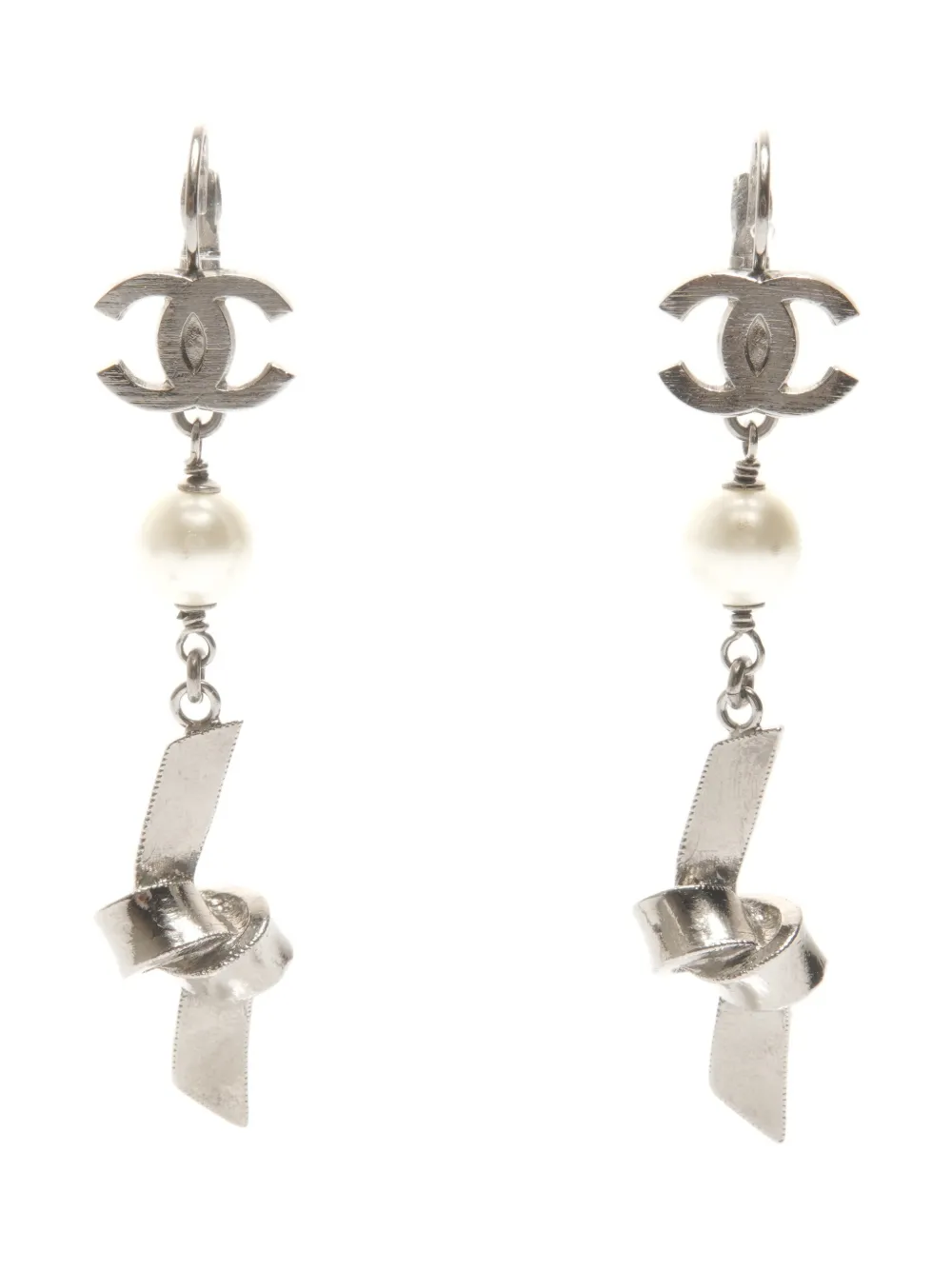 CHANEL Pre-Owned 2006 pearl-embellishment earrings - Argento