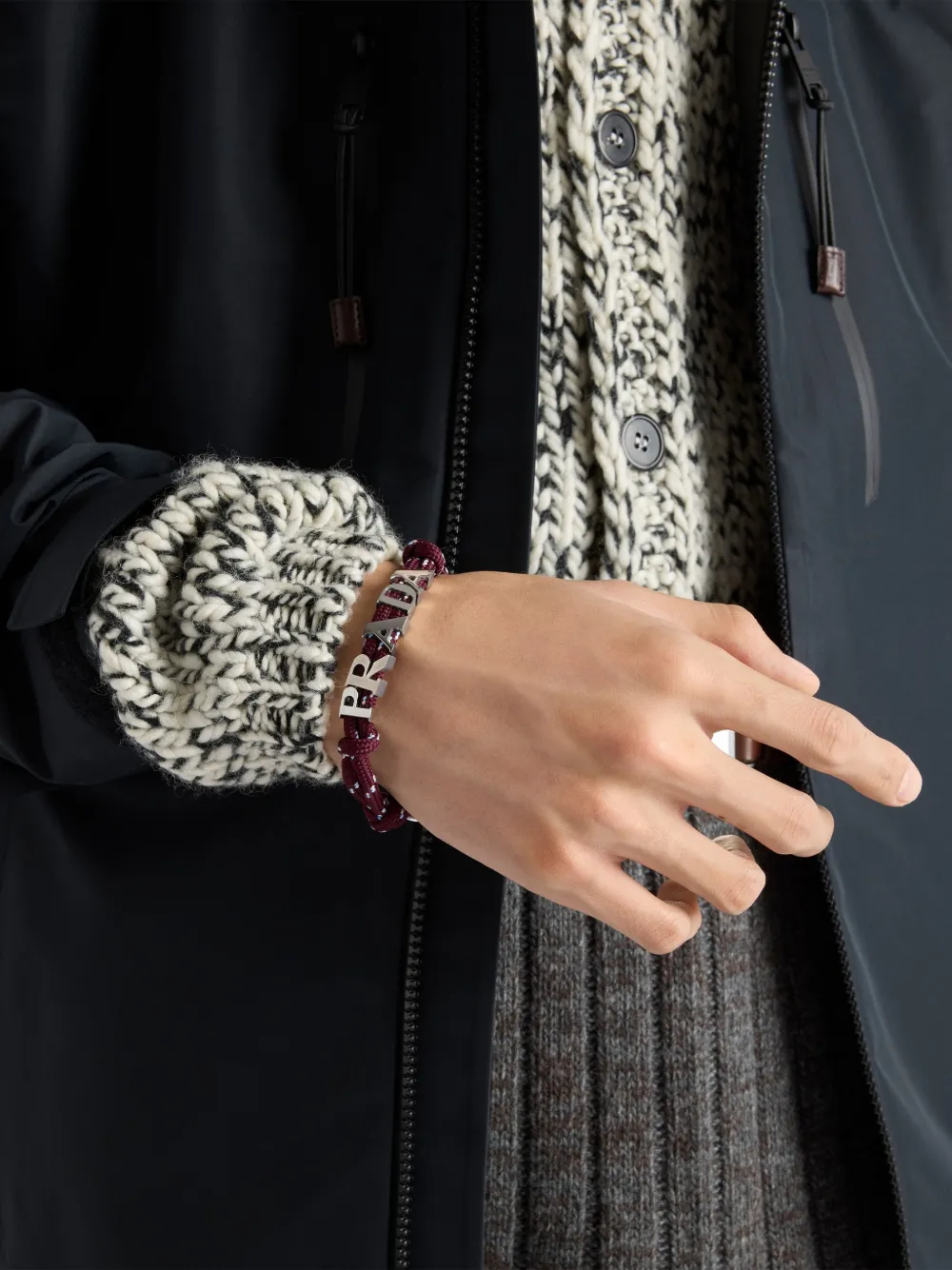 Prada pulsera con logo | Image 2