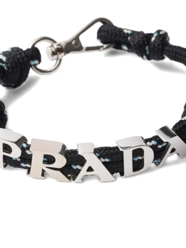 PRADA レザー ダブルアイレット ロゴ ブレスレット Prada ロゴ ブレスレット | ブラック | FARFETCH JP