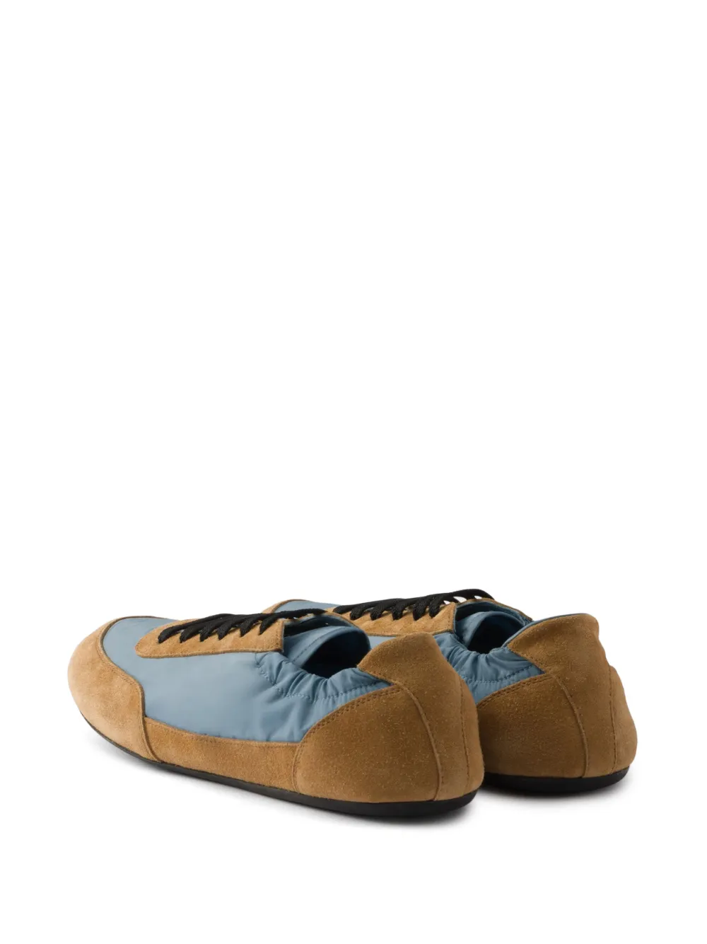 Prada Sneakers met ronde neus Bruin