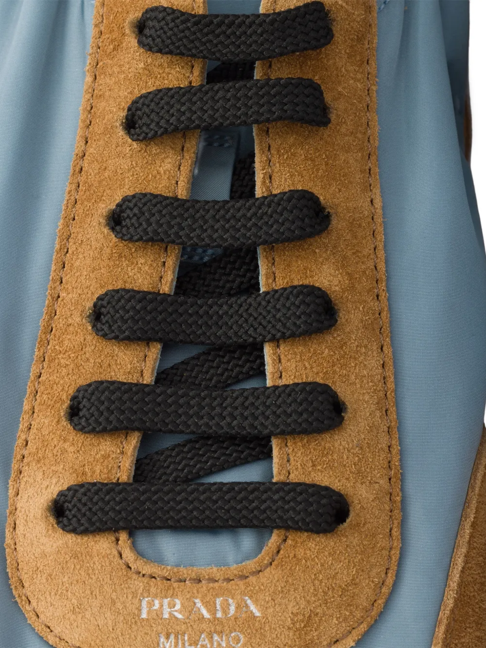 Prada Sneakers met ronde neus Bruin