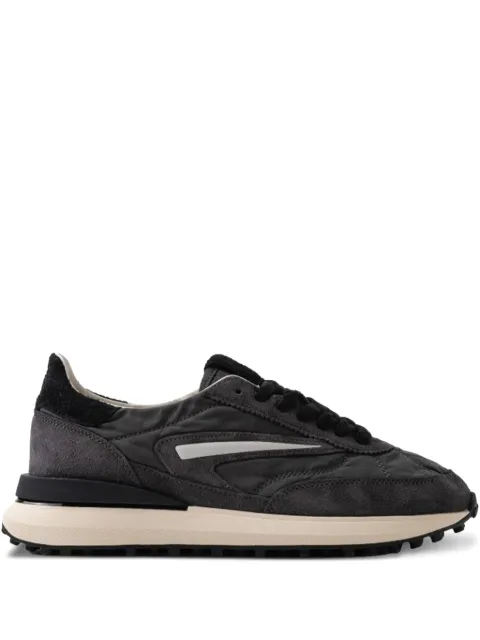 D.A.T.E. tenis con paneles