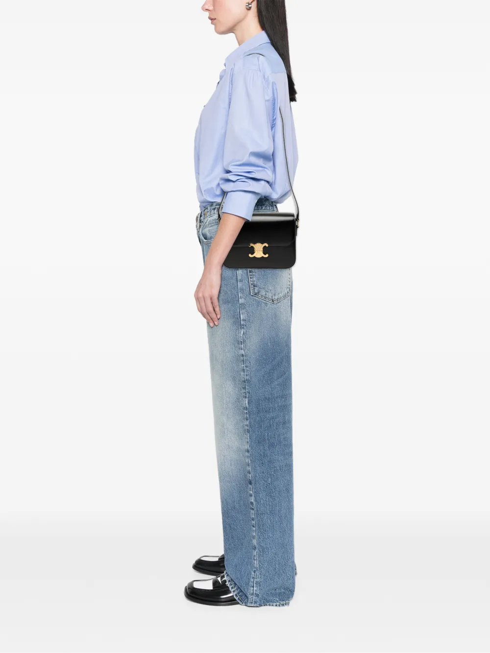 Celine Pre-Owned 2023 Classique Shiny Calfskin Triomphe crossbody bag | Pre-Owned | Image 2