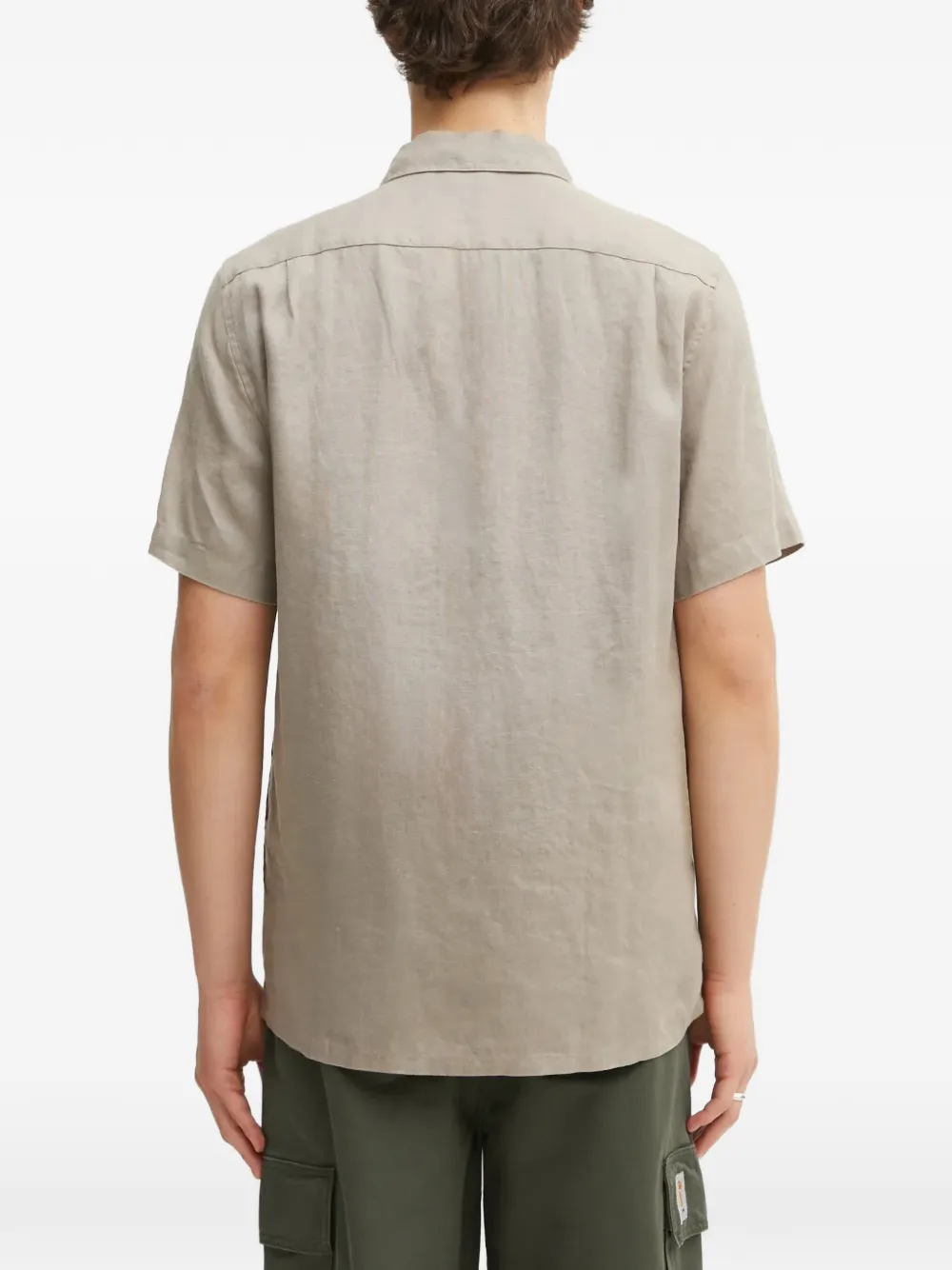 Short-Sleeve Buttoned Shirt