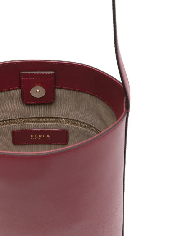Furla チャーム バケットバッグ | レッド | FARFETCH JP