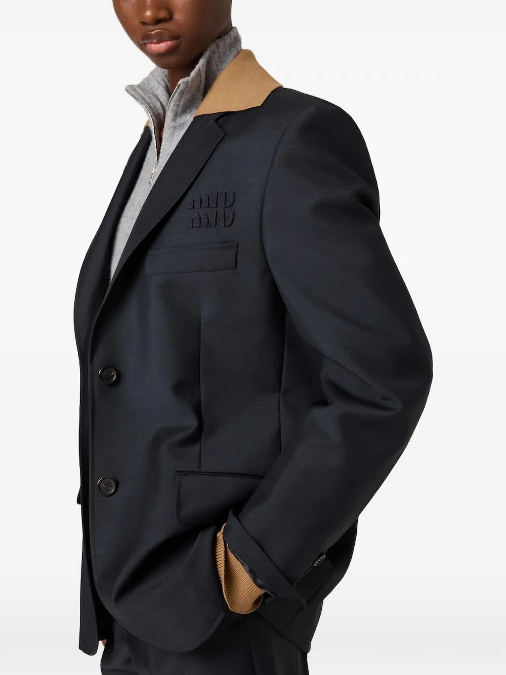 Miu Blazer met enkele rij knopen en contrasterende kraag Zwart