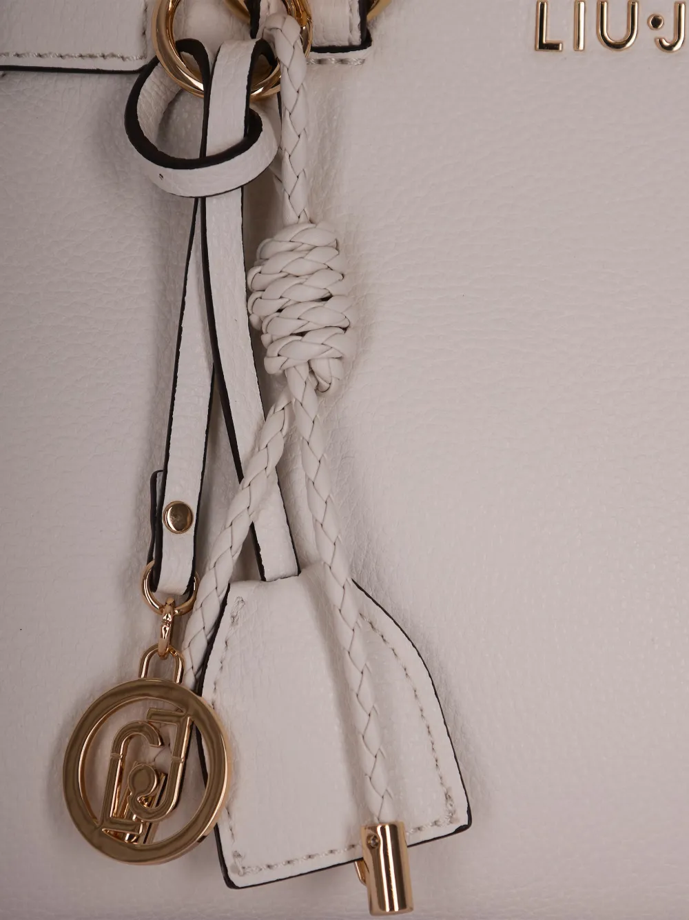 LIU JO Shopper met gevlochten handgreep en bedel Beige