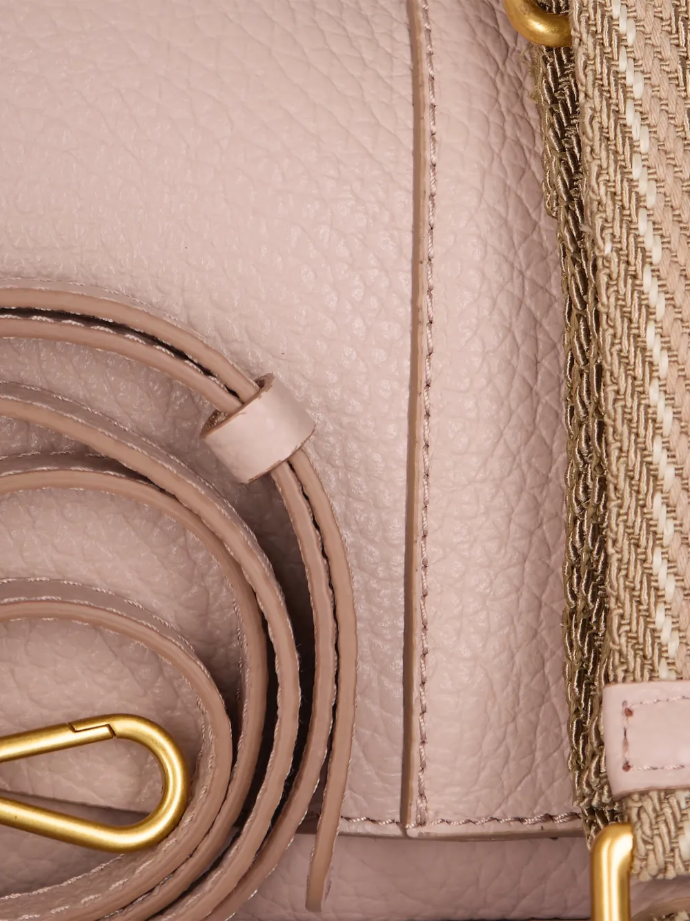 Gianni Chiarini Top-flap Shoulder Bag In Pink