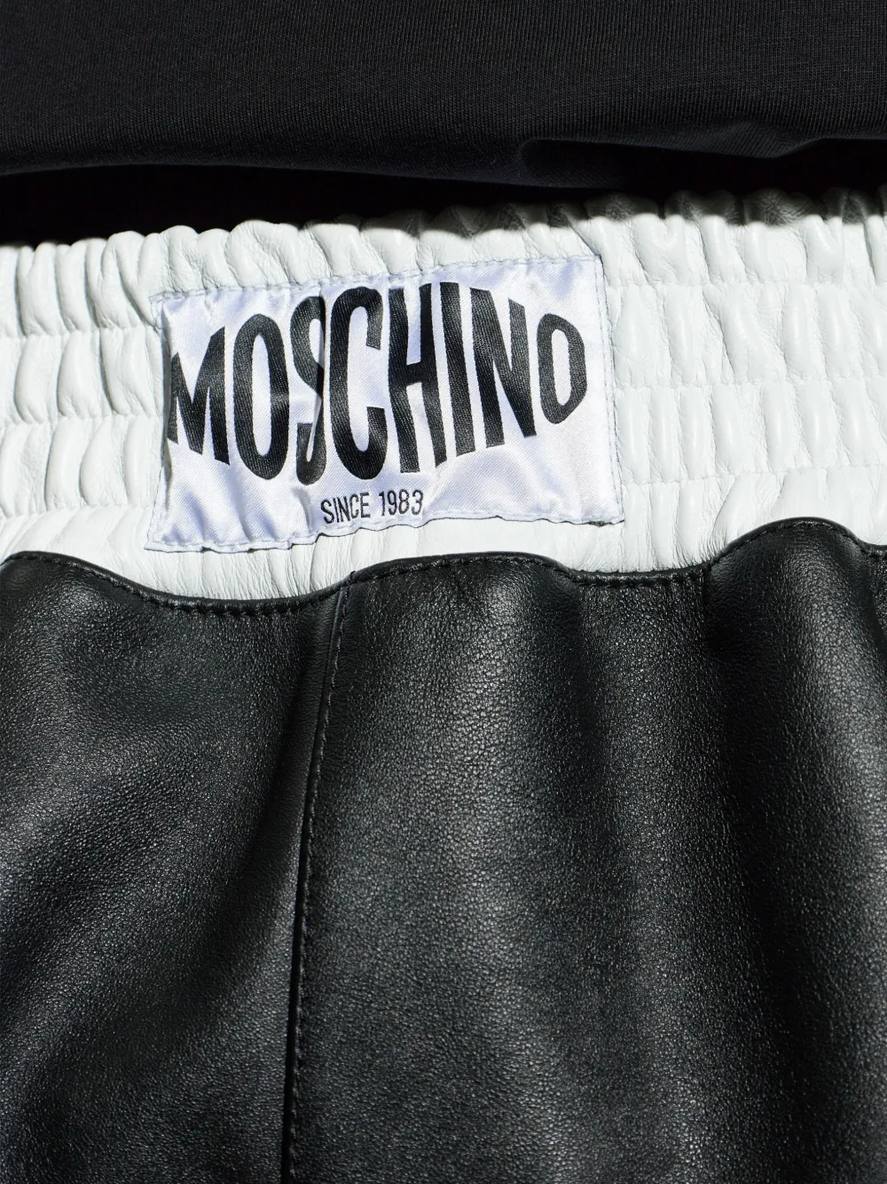 Moschino Leren shorts Zwart