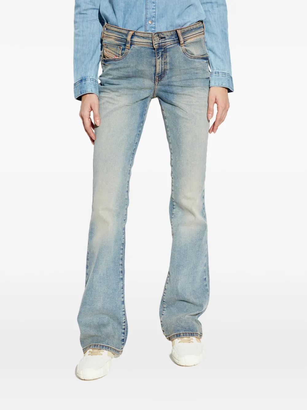 Diesel 1969 D-Ebbey 0adbh flared jeans Blauw