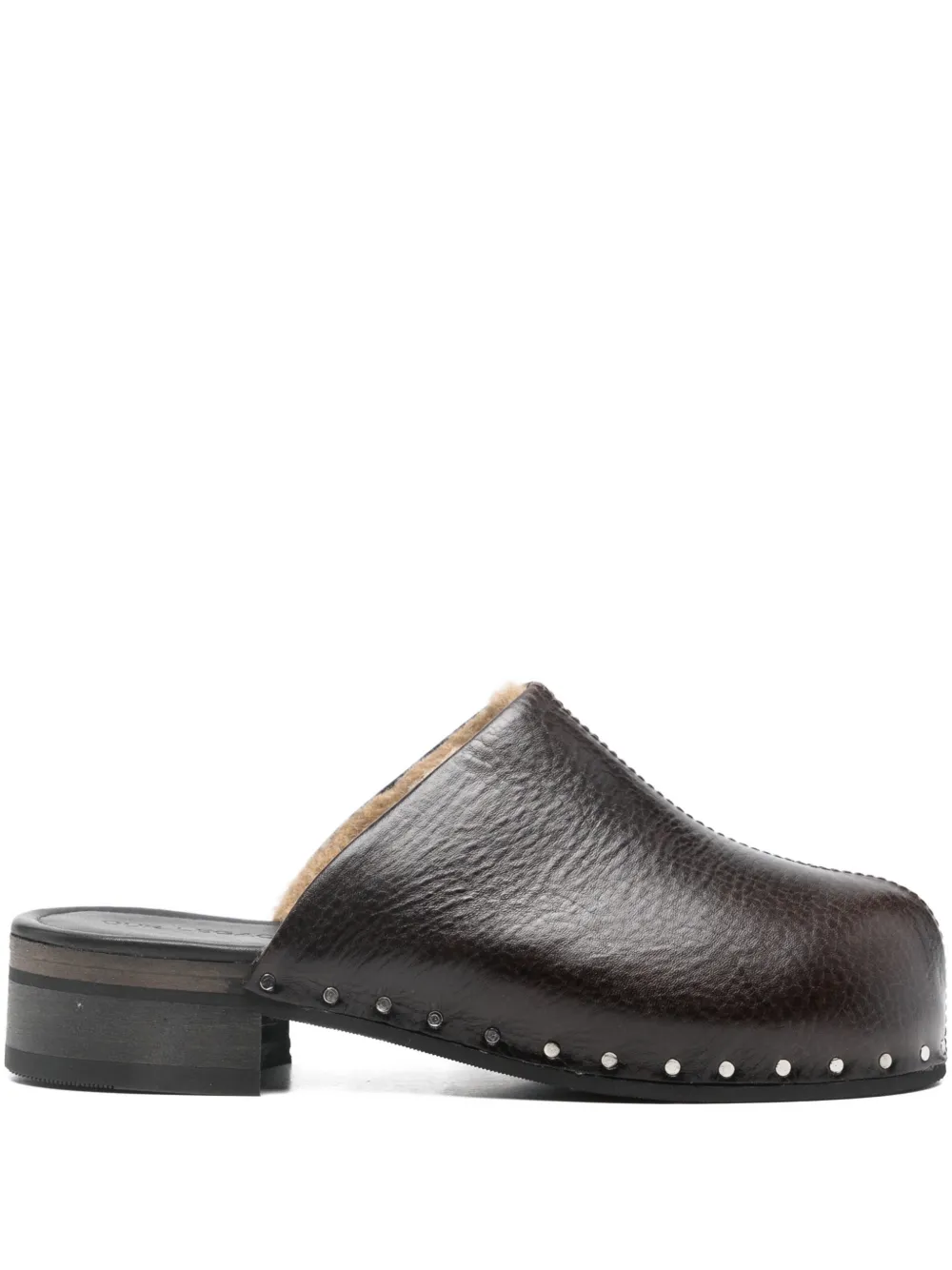 OUR LEGACY Naoto handgeslepen muiltjes met metalen stiksel Bruin