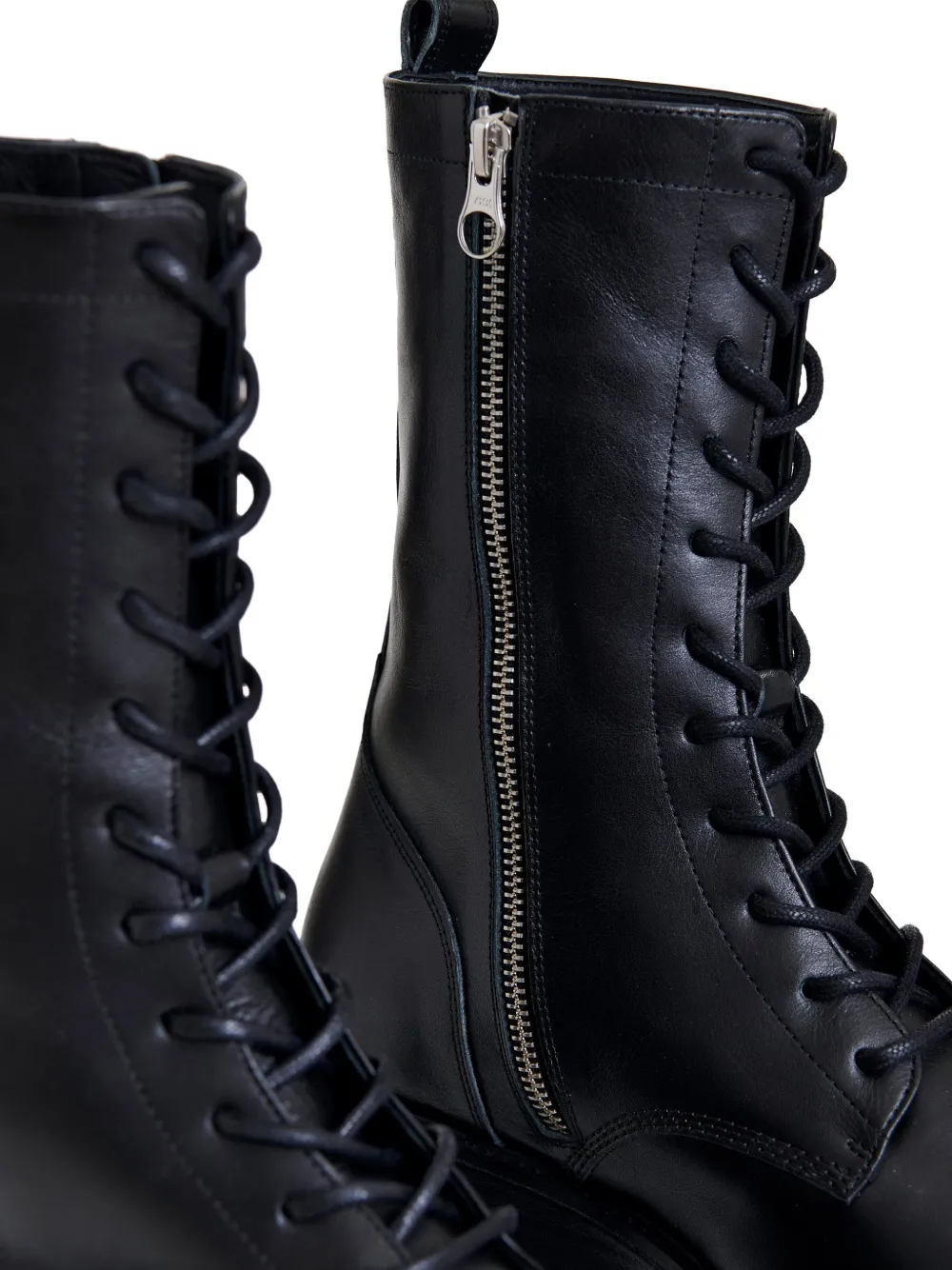 Essentiel Antwerp Combat boots met plateauzool Zwart