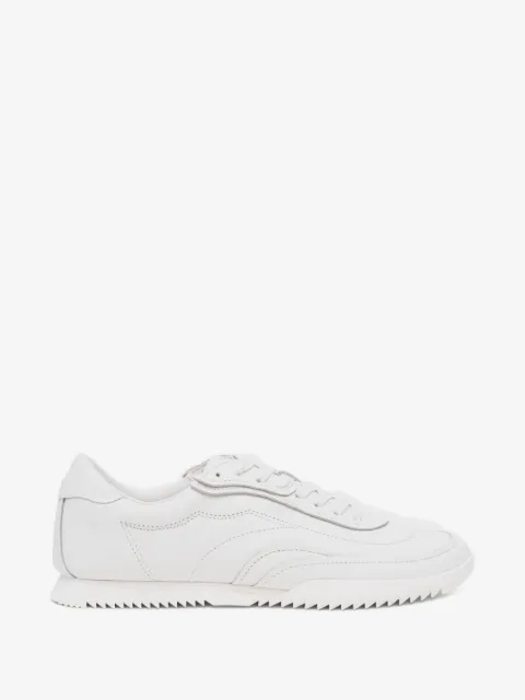 BOSS tenis de piel con logo en relieve