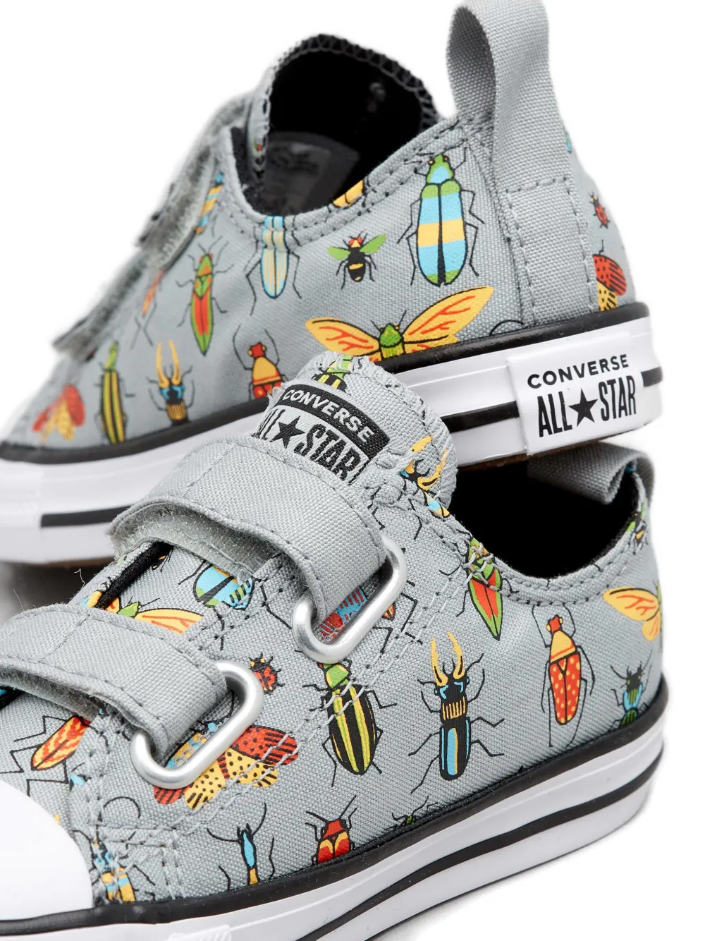 Converse Kids Chuck Taylor All Star 2V OX A Bugs World sneakers - Grijs
