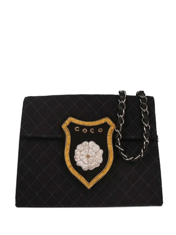 Chanel Pre-owned 2004-2005 Emblem-logo Shoulder Bag in Black