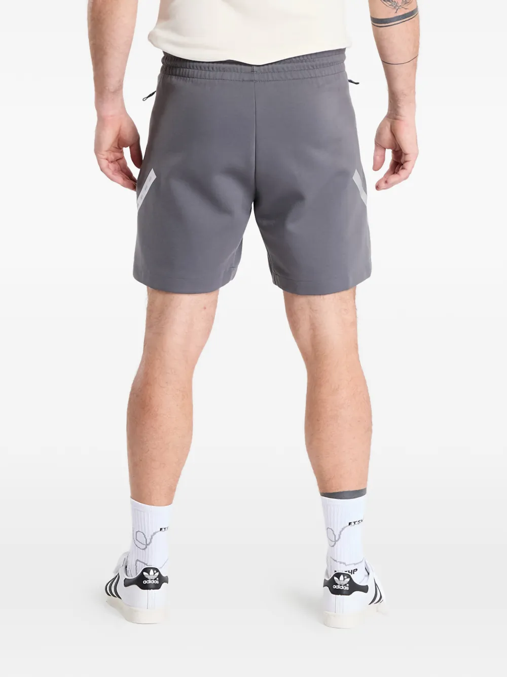 adidas x Mercedes-AMG Petronas grafische shorts Grijs