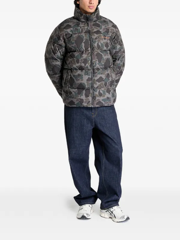 Carharttカモフラ　迷彩　ダウンジャケット　XL Carhartt WIP カモフラージュ ジャケット | グレー | FARFETCH JP