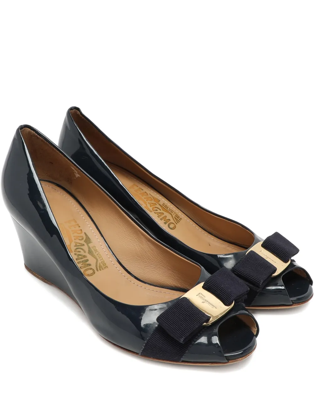 Pre-owned Ferragamo Vara Bow-detail Pumps In Blue