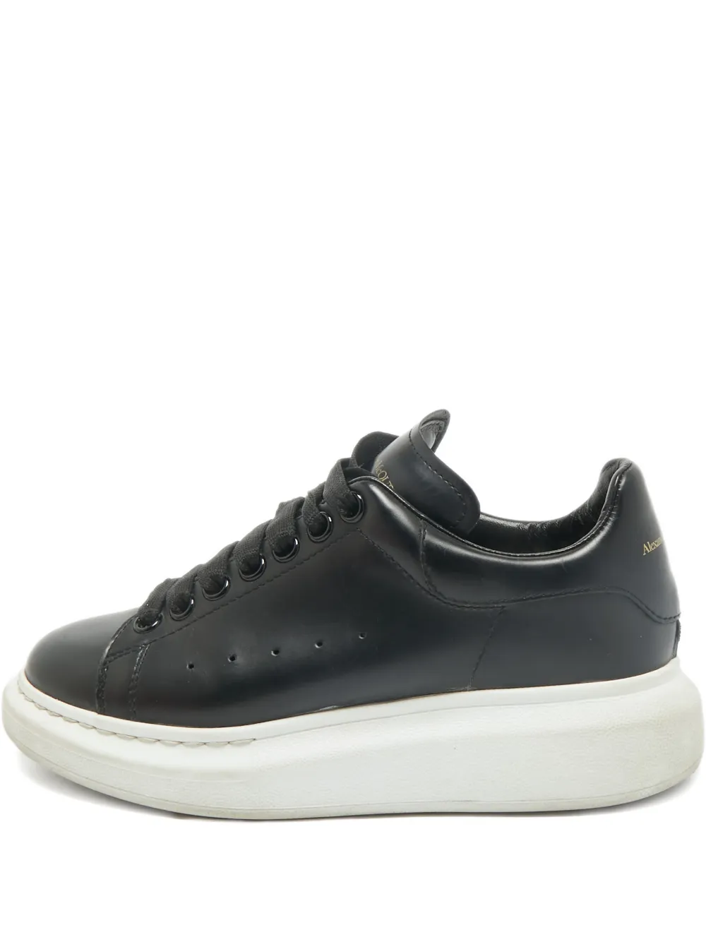 Alexander McQueen Pre-Owned Oversized leather sneakers - Schwarz