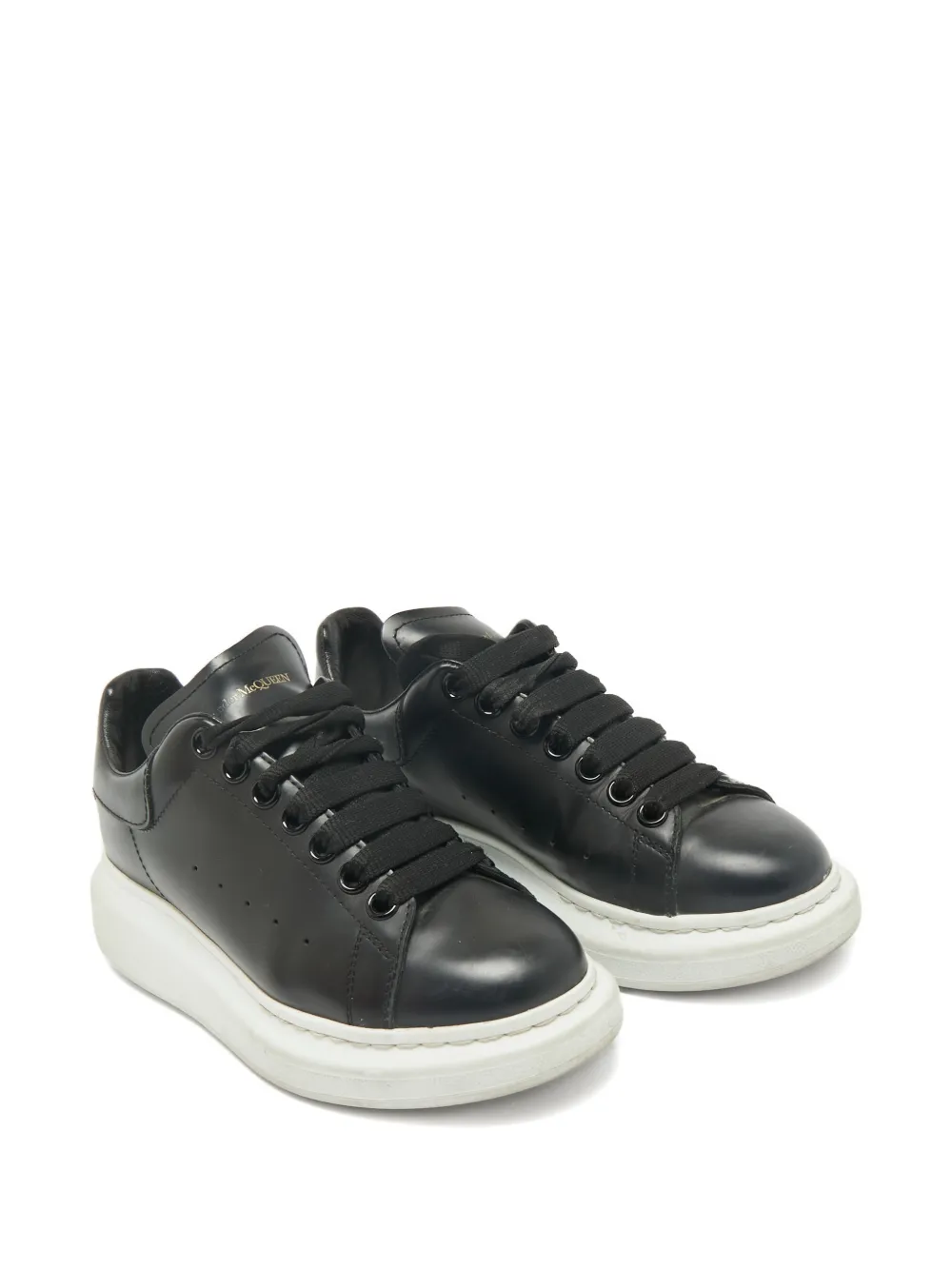 Alexander McQueen Pre-Owned Oversized leather sneakers - Zwart