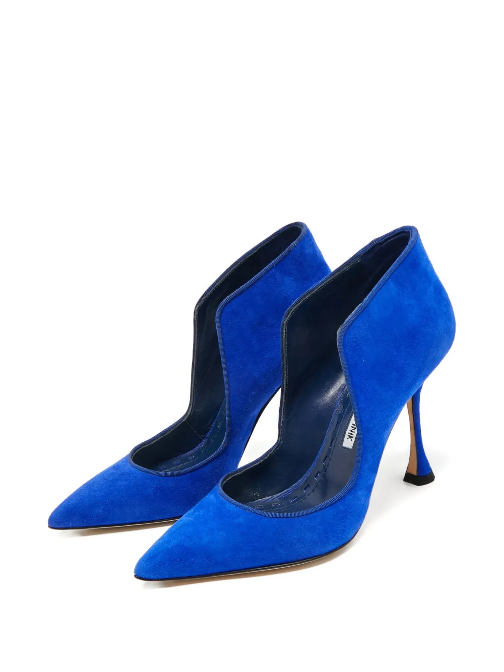 Manolo Blahnik Espedal pointed toe pumps | Image 2