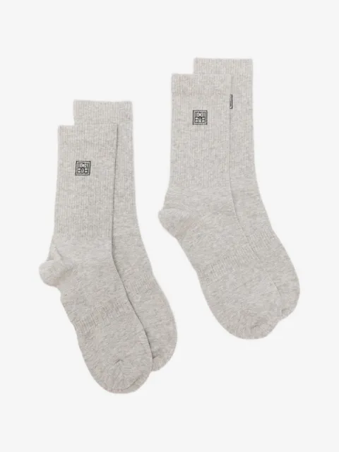 TOTEME set de dos pares de calcetines bordados