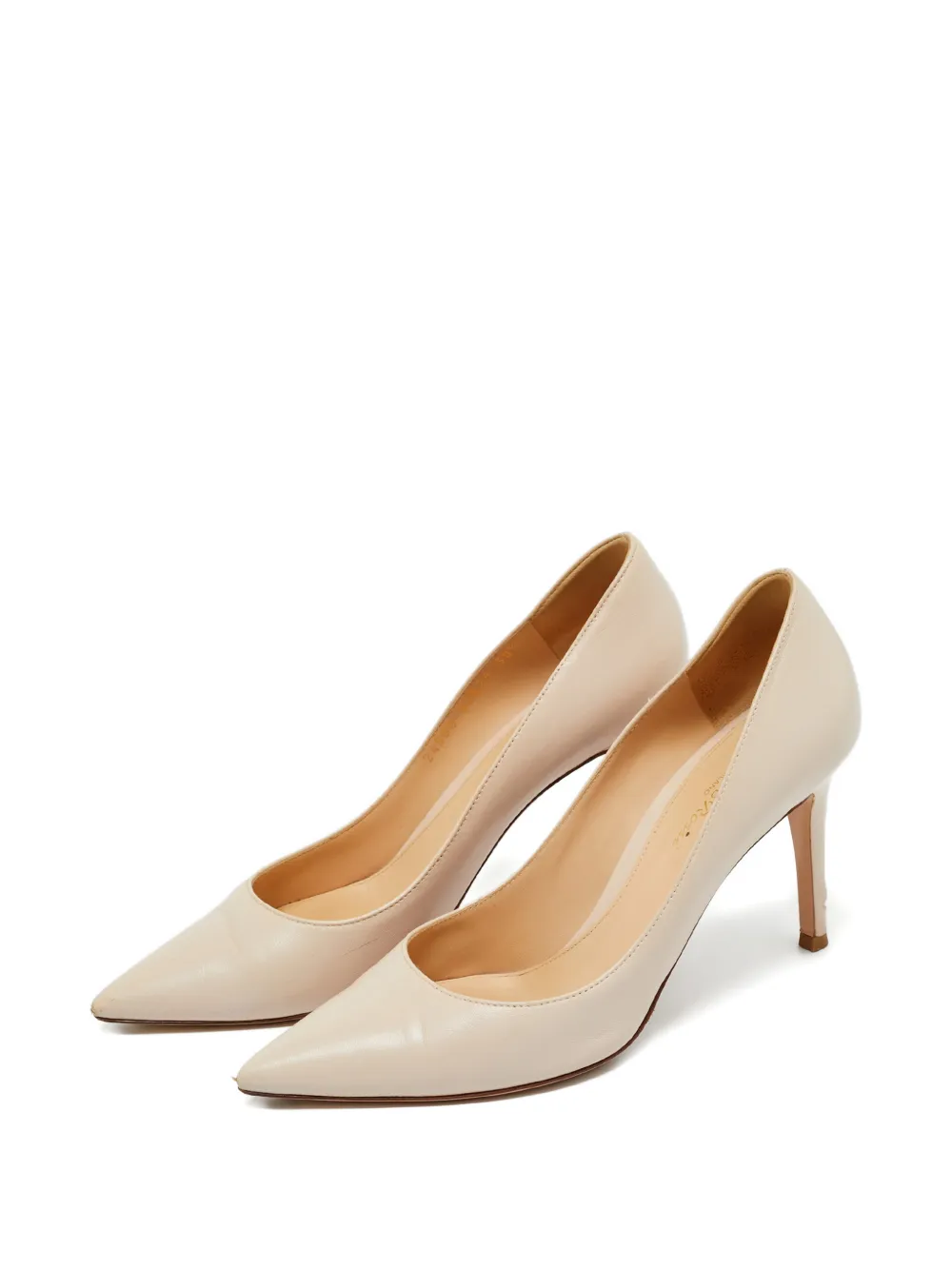 Pre-owned Gianvito Rossi Leather Pumps In Neutral