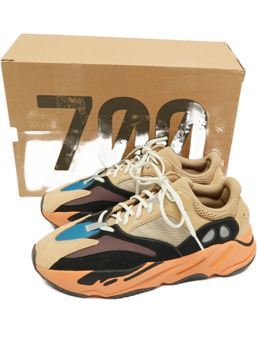 adidas Yeezy Boost 700 suede panels sneaker - Toni neutri